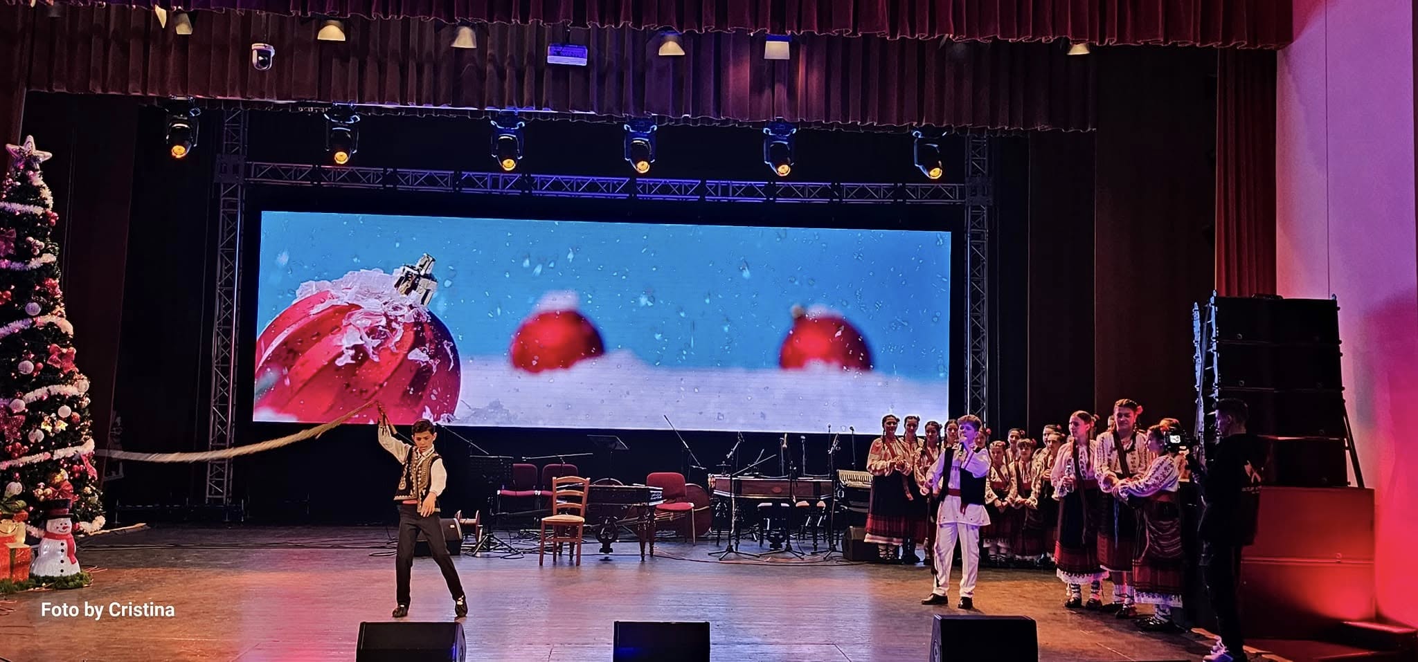 spectacol cor muzica populara